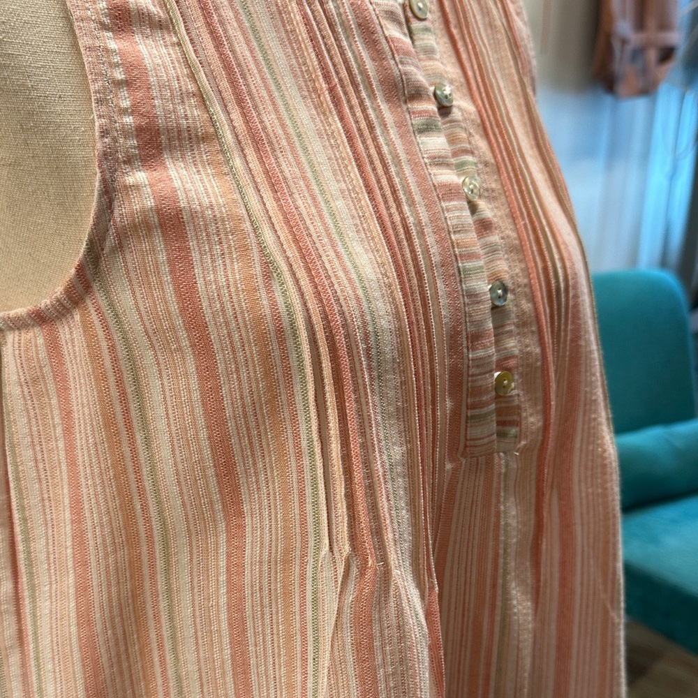 Doe & Rae Pink Striped Button-Front Blouse - Picture 4 of 6